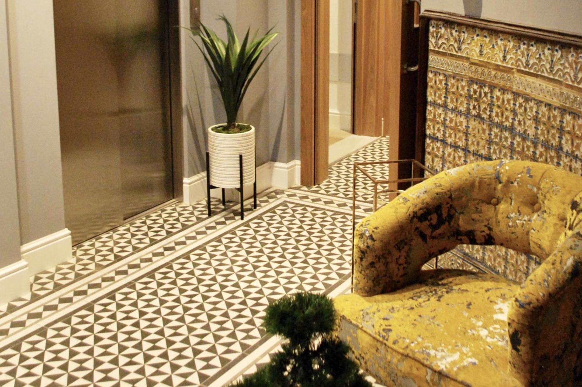 Master Penthouse Double Room Ensuite With Private Terrace - Grand Central House Gibraltar Zewnętrze zdjęcie