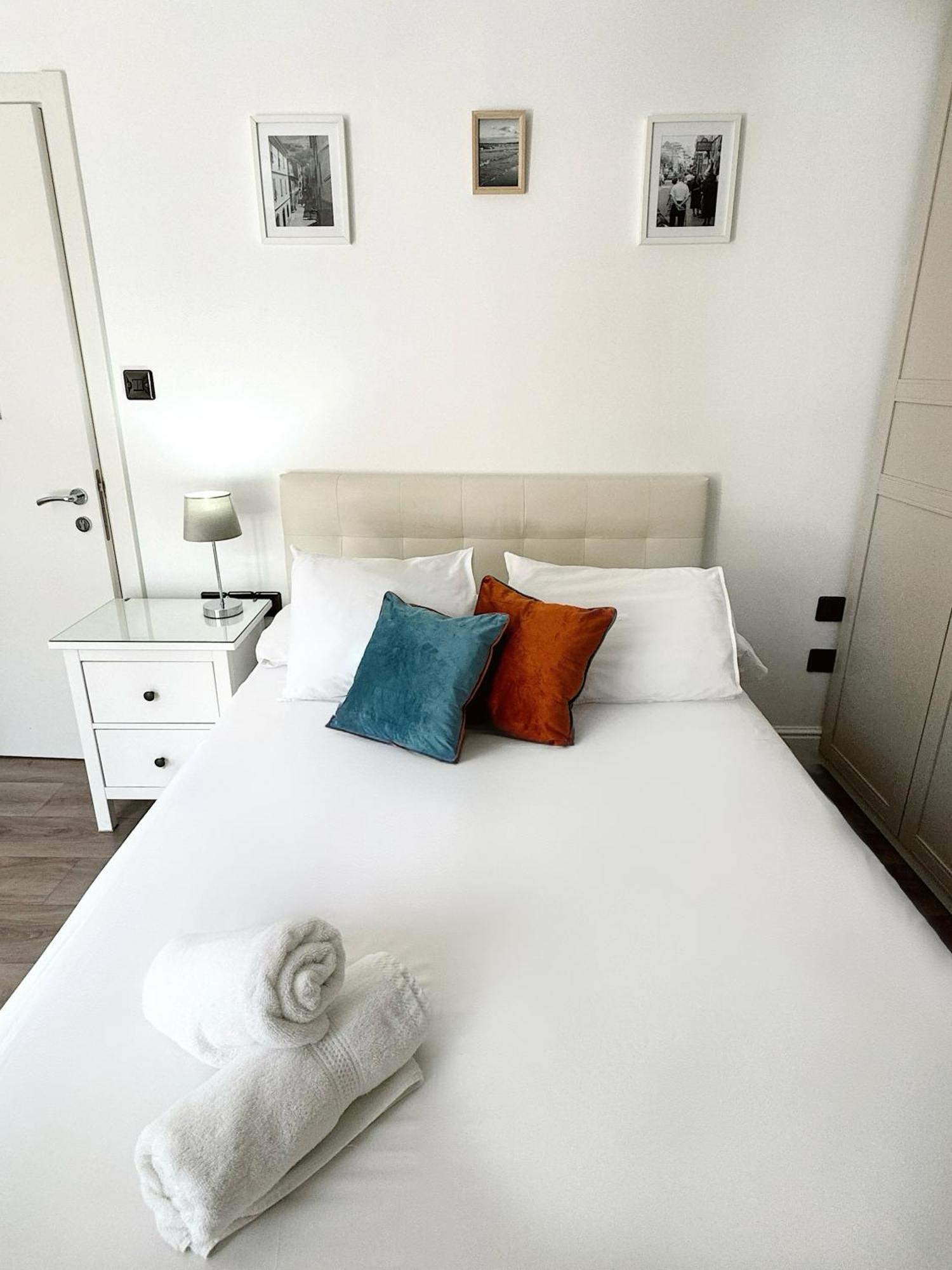 Master Penthouse Double Room Ensuite With Private Terrace - Grand Central House Gibraltar Zewnętrze zdjęcie